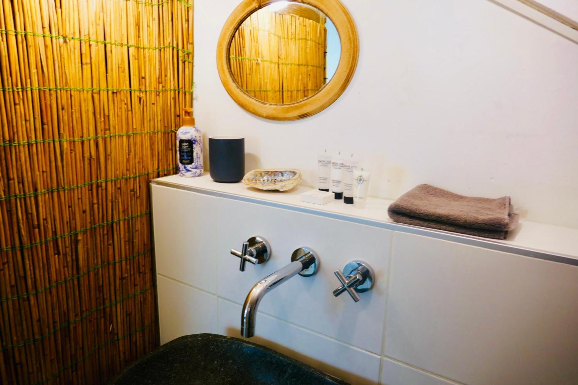 Silver Moon Bed & Breakfast Voorschoten Esterno foto