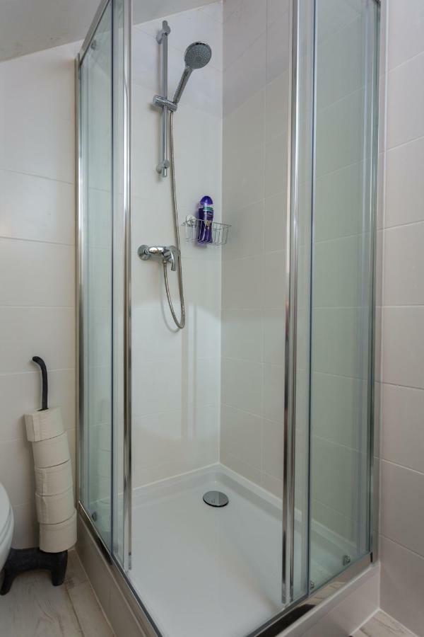 Silver Moon Bed & Breakfast Voorschoten Esterno foto